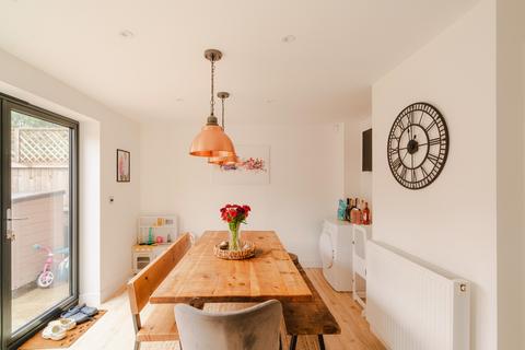 7 Antons Corner, Bristol, BS13 7DH