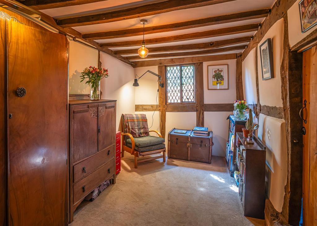 Walnut tree Cottage-Bedroom 3.jpg