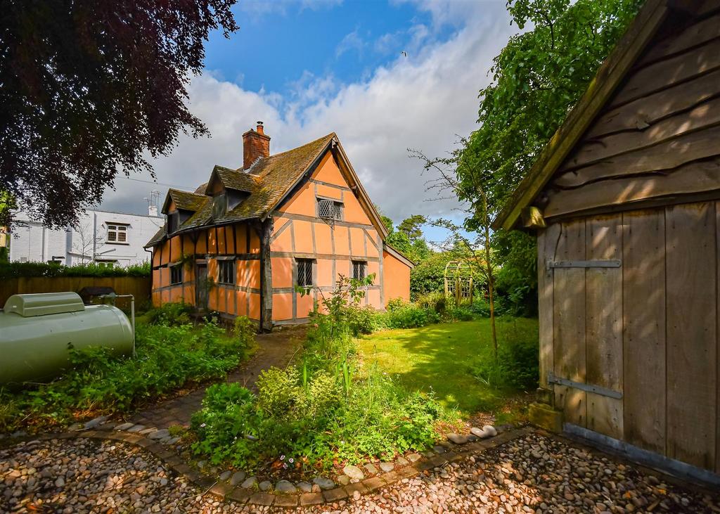 Walnut Tree Cottage-External (4).jpg