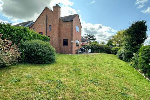 5 bedroom detached house for sale, Carter Grove, Hereford, HR1
