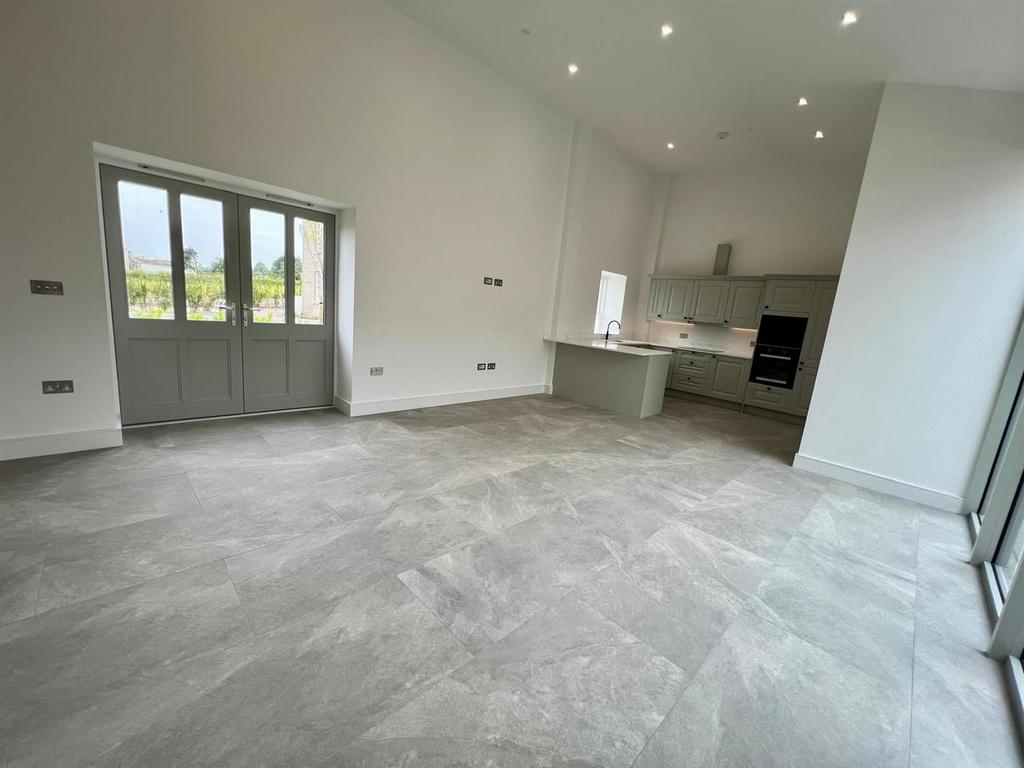 PHOTO-2025-06-09-15-07-01 4.jpg