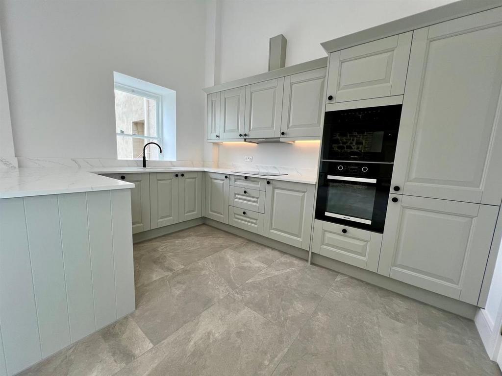 PHOTO-2025-06-09-15-07-01 12.jpg