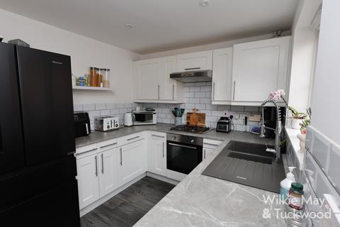 3 bedroom end of terrace house for sale, Meadowlands Avenue, Bridgwater TA6