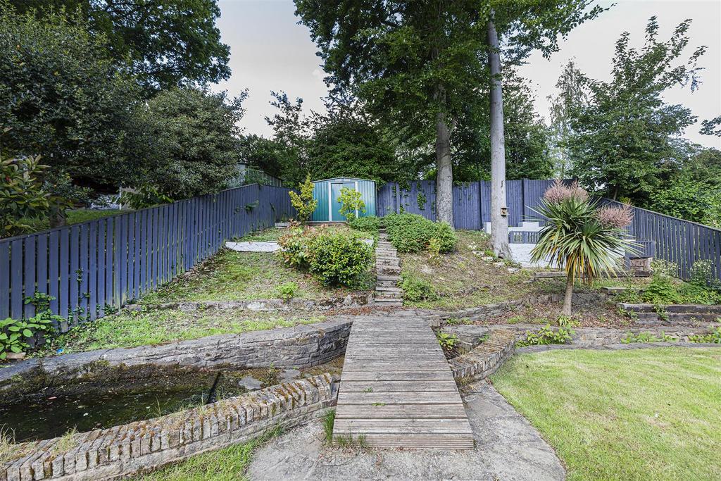 Bramleys Estate Agents - Cheviot Way - Mirfield (5