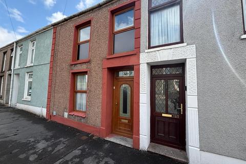 32 Bridge Street, Llangennech, Llanelli, SA14 8TN
