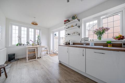 3 bedroom semi-detached house for sale, Millis Road, Brize Norton, Oxfordshire, OX18