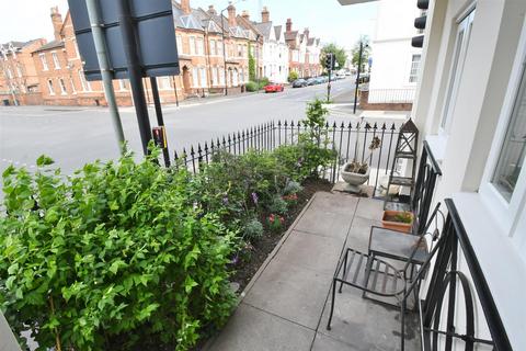 2 bedroom retirement property for sale, Regent Street, Leamington Spa