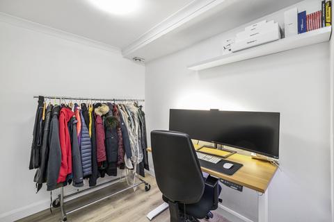 51/4 Caledonian Crescent, Edinburgh, EH11 2AT
