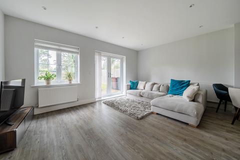 3 bedroom semi-detached house for sale, Priors Orchard, Southbourne, PO10