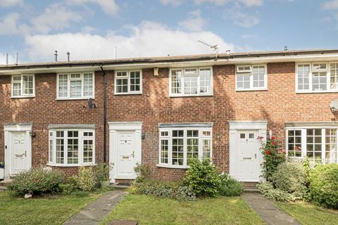 Fairlawns, Sunbury-On-Thames TW16