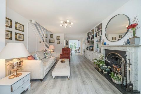 undefined, Fairlawns, Sunbury-On-Thames TW16
