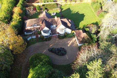 5 bedroom detached house for sale, Woodlands Road, Harpsden, Henley-on-Thames, Oxfordshire, RG9