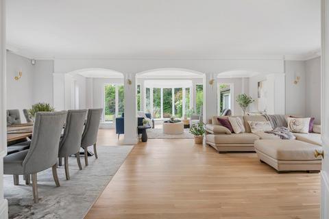 5 bedroom detached house for sale, Woodlands Road, Harpsden, Henley-on-Thames, Oxfordshire, RG9