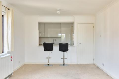 2 bedroom apartment to rent, Carrara Wharf, Fulham, SW6