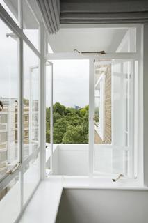 1 bedroom flat for sale, Oslo Court, Prince Albert Road, St John's Wood NW8