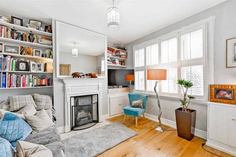 19 Elm Road, Windsor, SL4 3NB