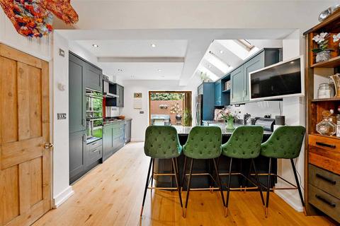 19 Elm Road, Windsor, SL4 3NB