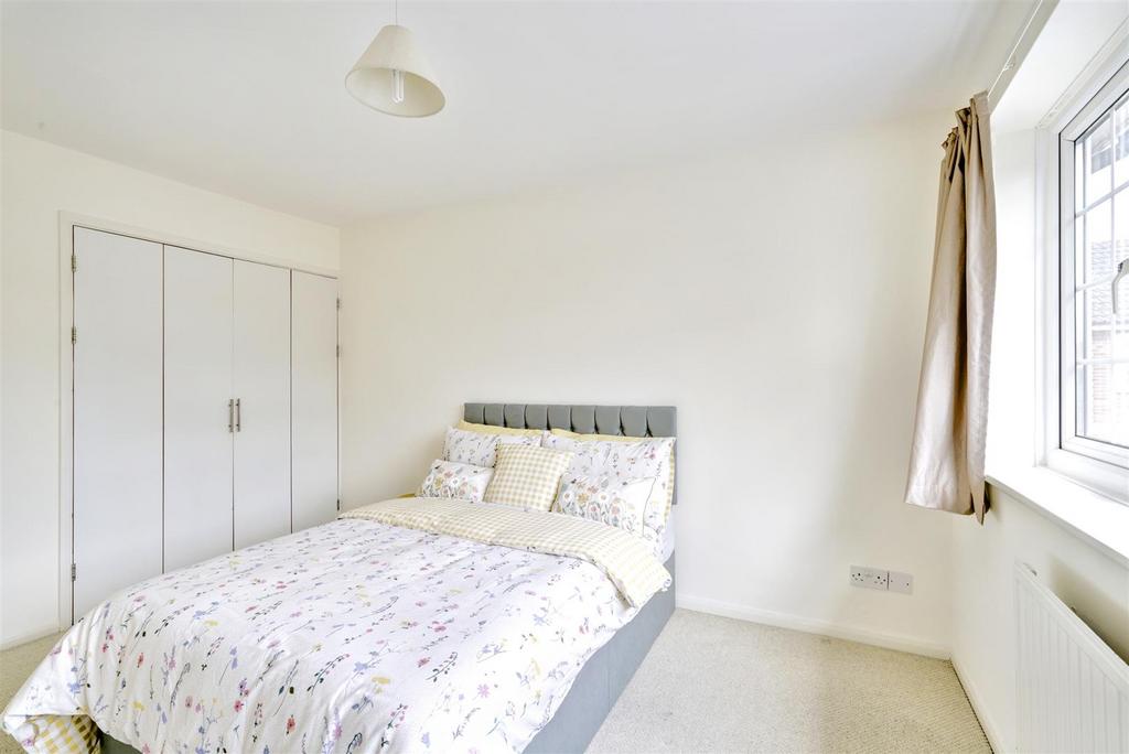 Bedroom 1 3.jpeg
