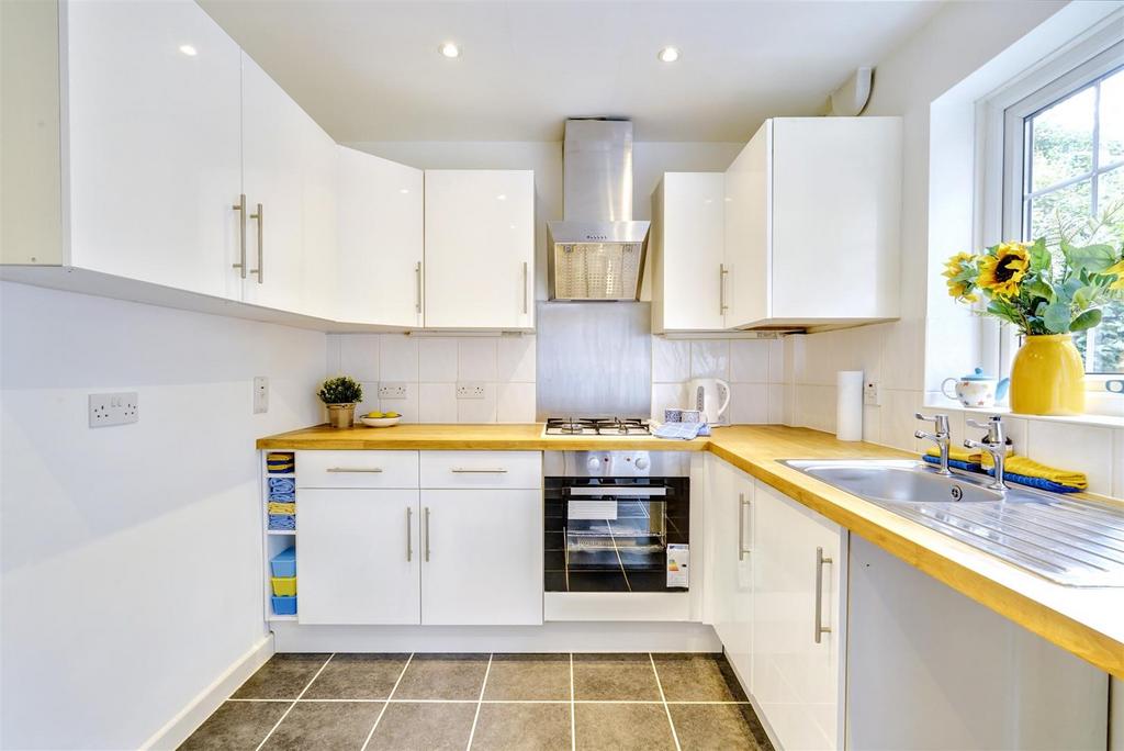Kitchen 1 2.jpeg