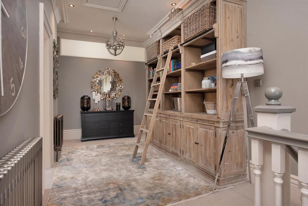 Galleried landing