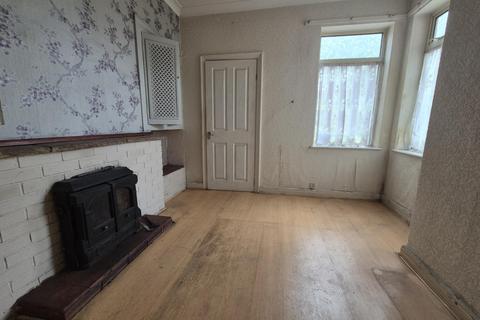 3 bedroom end of terrace house for sale, Queen Street, Withernsea, HU19 2AQ