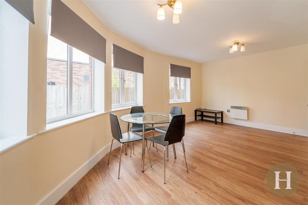 Hadleigh Estate Agents-7.jpg