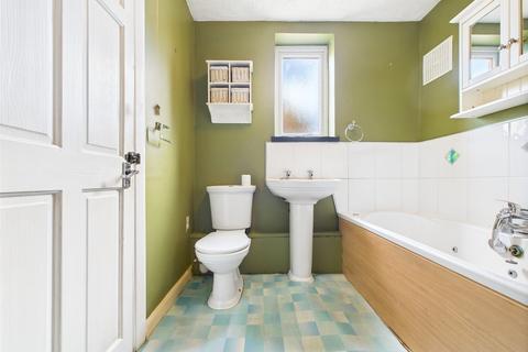 57 Coronation Road, Callington, PL17 7BX