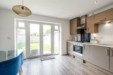 28 Dewberry Road, Tidbury Green, Solihull, B90 1UJ