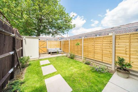 undefined, Abingdon Close, London SW19