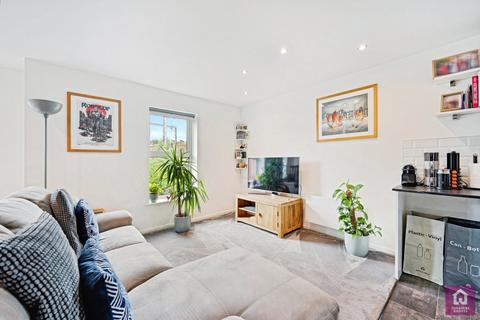 2 bedroom flat for sale, Potato Wharf, Manchester, Greater Manchester, M3