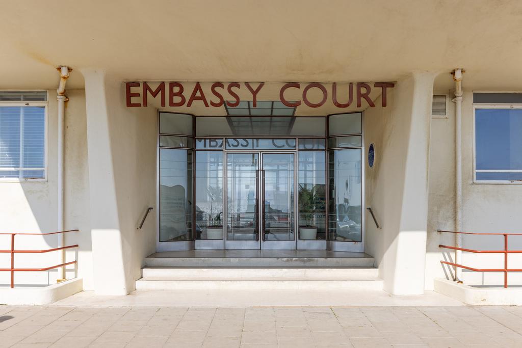 708 - Embassy Court BN1-2.jpg