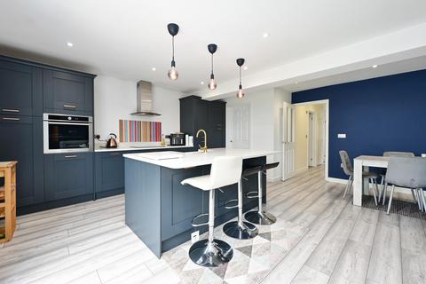 6 Challis Close, Basingstoke, RG22 6NA