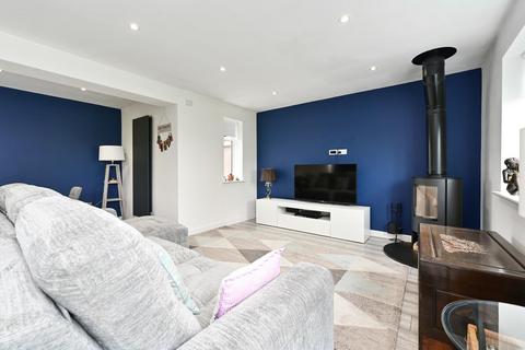 6 Challis Close, Basingstoke, RG22 6NA