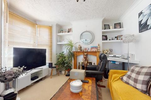 11 Northcote Road, Gravesend, DA11 7BS