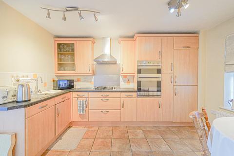 4 bedroom detached house for sale, Kerr Lane, Dicken Heath, B90