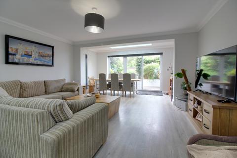4 bedroom semi-detached house for sale, Spinnaker Mews, Warsash