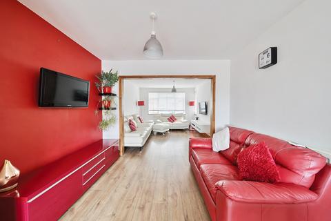 3 bedroom terraced house for sale, Dudley Drive, Ruislip