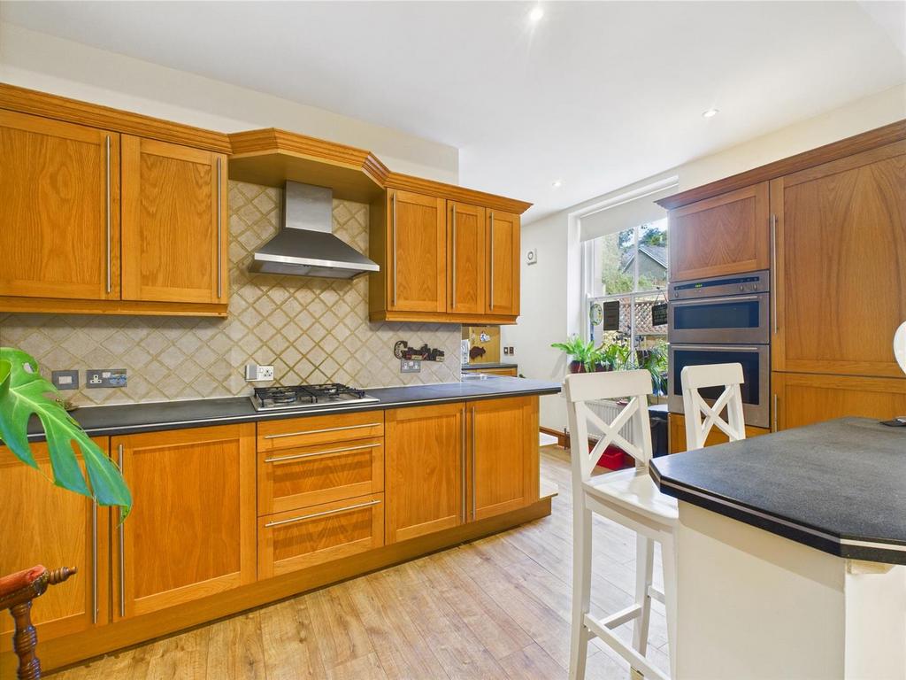 CAM03145 G0-PR0336-STILL002.jpg