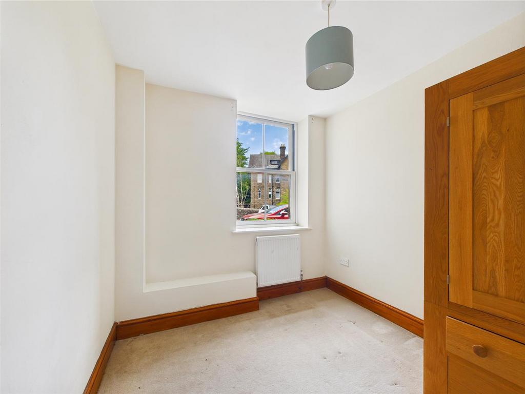 CAM03145 G0-PR0336-STILL008.jpg