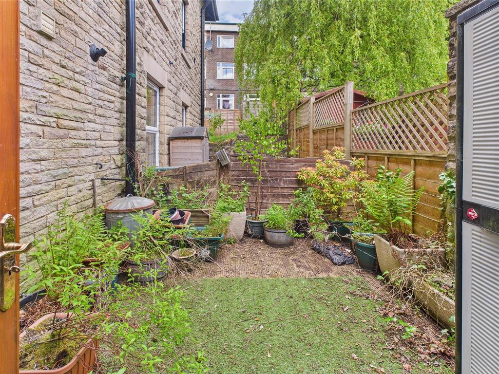 CAM03145 G0-PR0336-STILL010.jpg