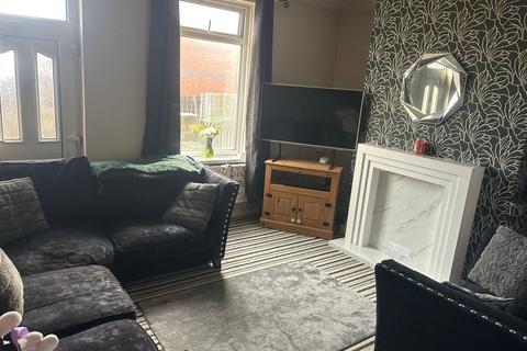 2 bedroom terraced house for sale, 5 Hibbert Terrace, Barnsley, South Yorkshire S70 4JE