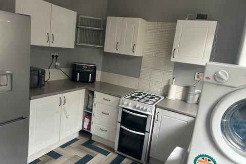 2 bedroom terraced house for sale, 5 Hibbert Terrace, Barnsley, South Yorkshire S70 4JE