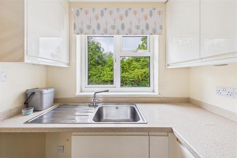 2 bedroom end of terrace house for sale, Bosworgey Close, St. Columb TR9