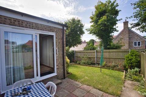 3 bedroom semi-detached house for sale, Coniston Road, Folkestone, CT19