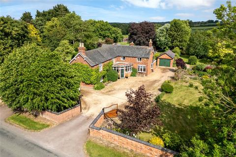 4 bedroom detached house for sale, Barkby Road, Queniborough, Leicester