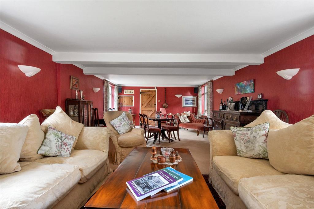 Living/Dining Room