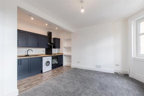 Flat C, 51 King Street, Crieff, PH7 3AX