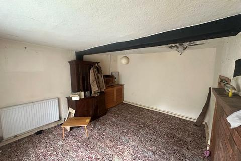 2 bedroom semi-detached house for sale, 84 Vines Lane, Droitwich, Worcestershire, WR9 8LT