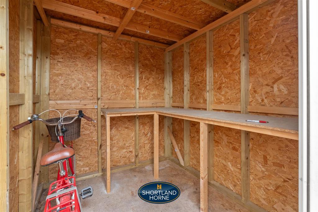 Shed / Store