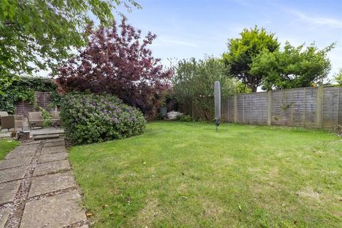 2 bedroom flat for sale, Nutley Avenue, Worthing BN12